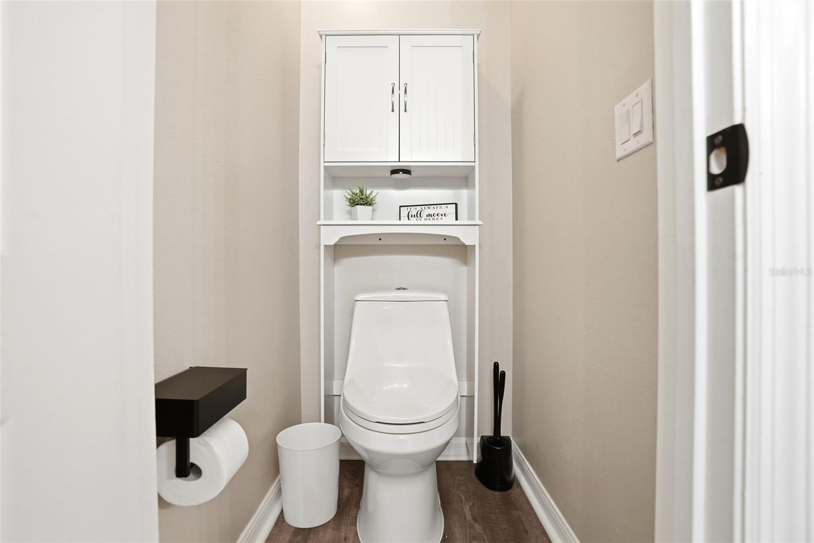 MINNEOLA HIGHLAND OAKS PH 02 LT 01 PB 52 - Residential