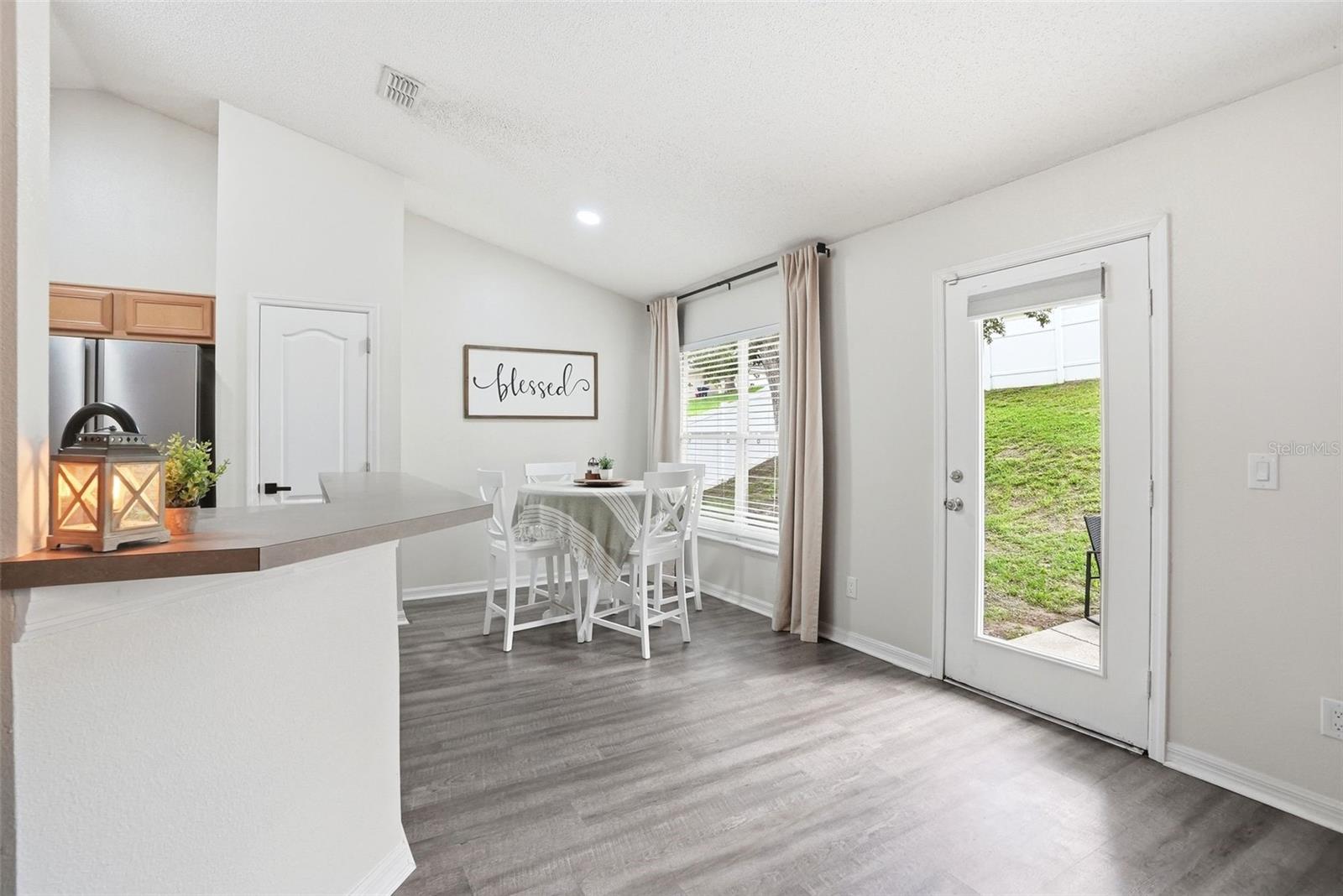 MINNEOLA HIGHLAND OAKS PH 02 LT 01 PB 52 - Residential