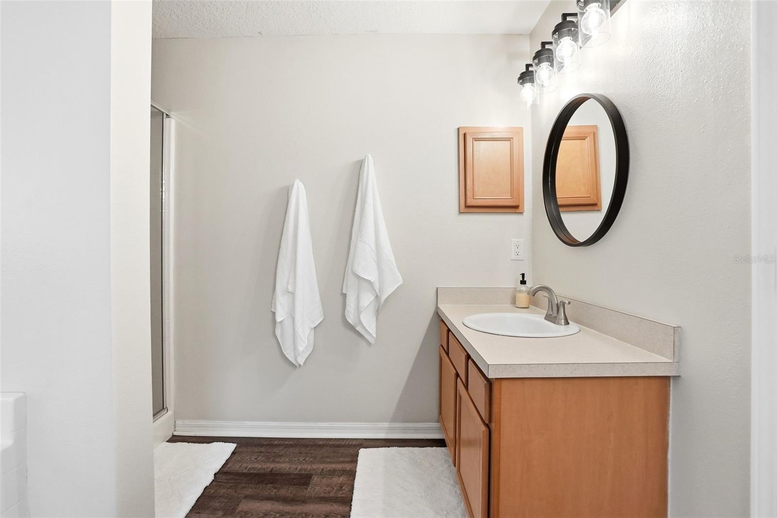 MINNEOLA HIGHLAND OAKS PH 02 LT 01 PB 52 - Residential