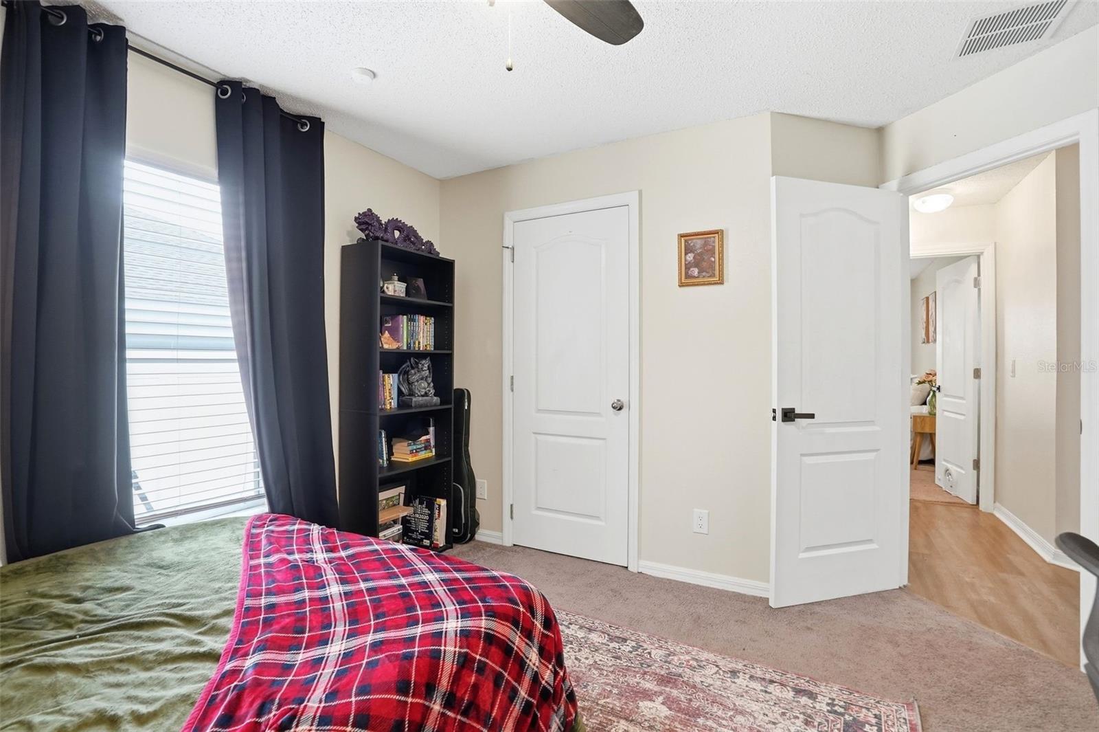 MINNEOLA HIGHLAND OAKS PH 02 LT 01 PB 52 - Residential