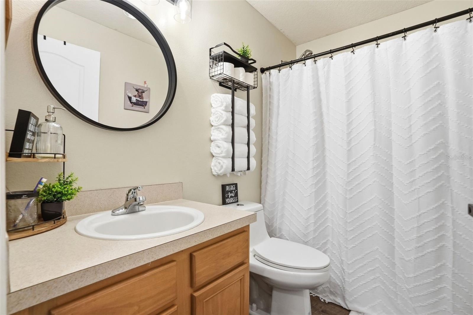 MINNEOLA HIGHLAND OAKS PH 02 LT 01 PB 52 - Residential