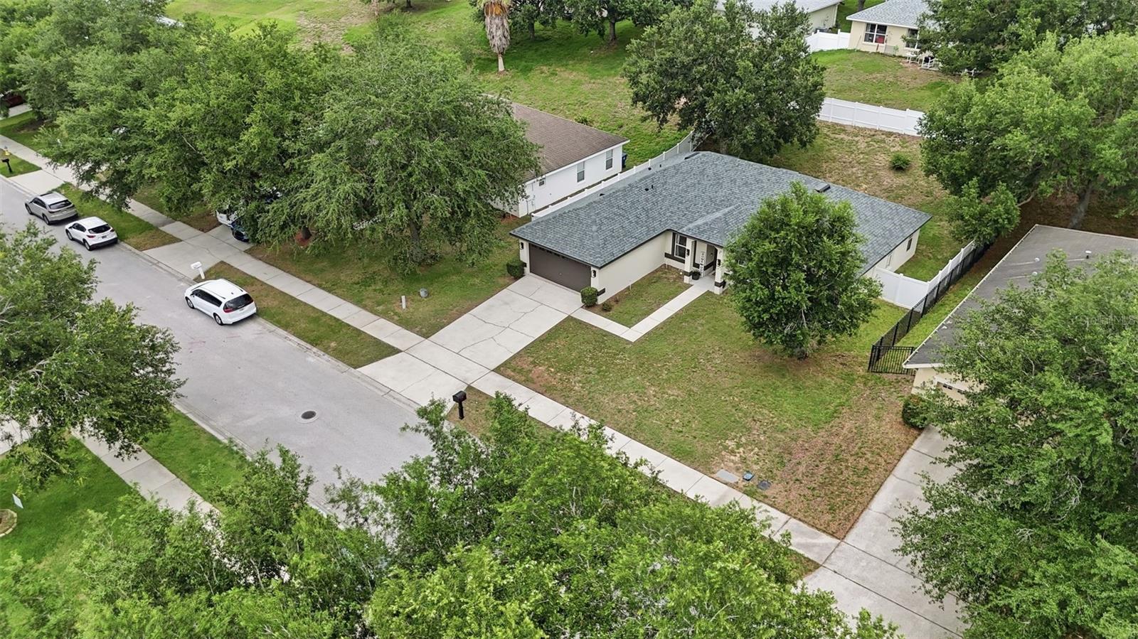 MINNEOLA HIGHLAND OAKS PH 02 LT 01 PB 52 - Residential