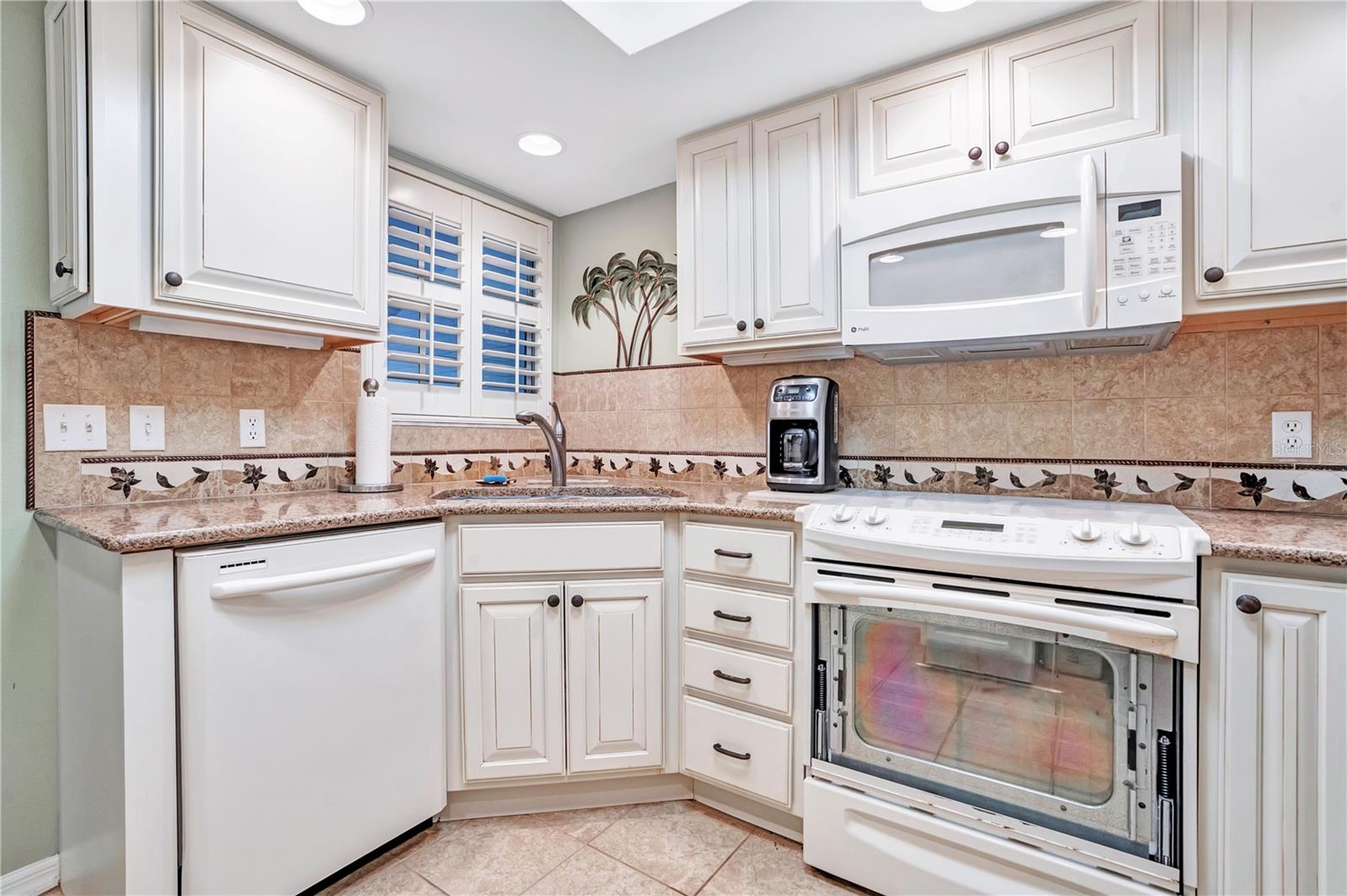 VERANDAS AT SEA WOODS CONDO - Residential