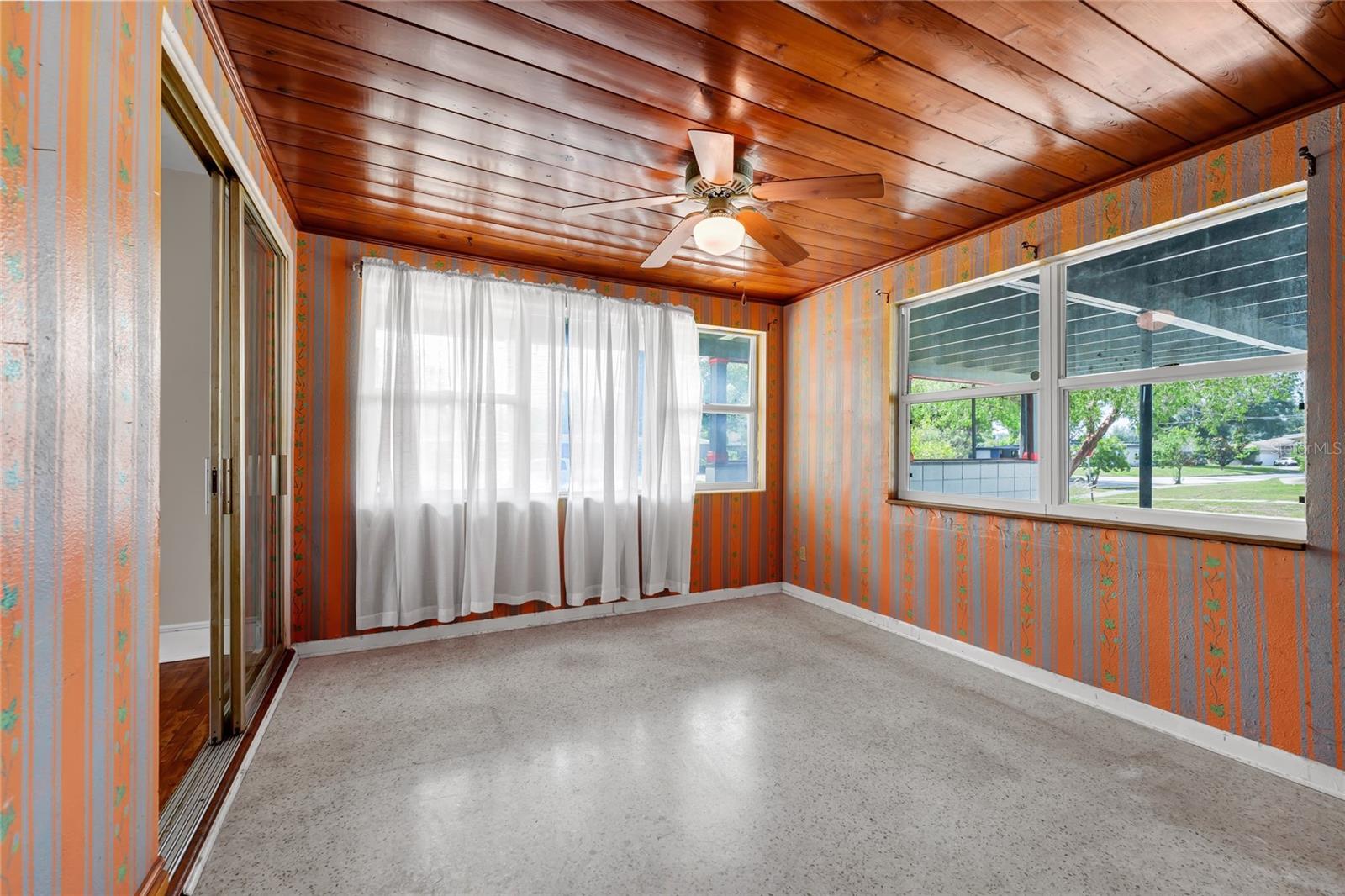DOVER SHORES SIXTH ADD - Residential