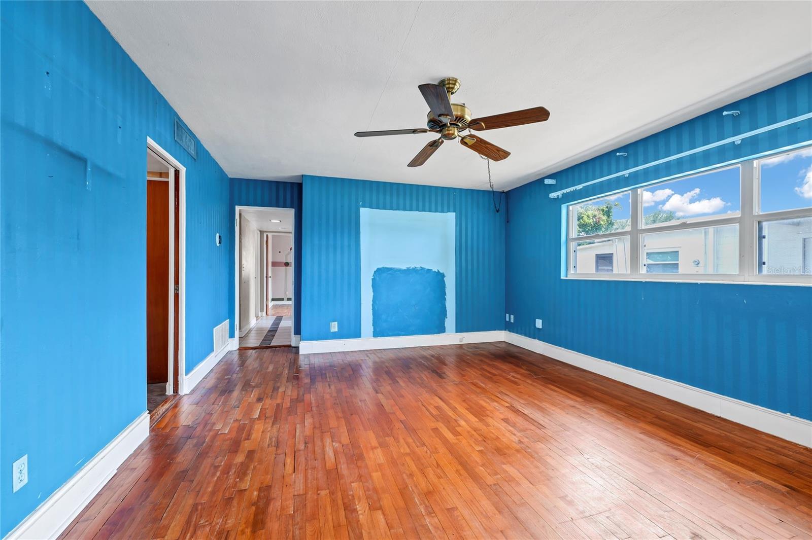 DOVER SHORES SIXTH ADD - Residential