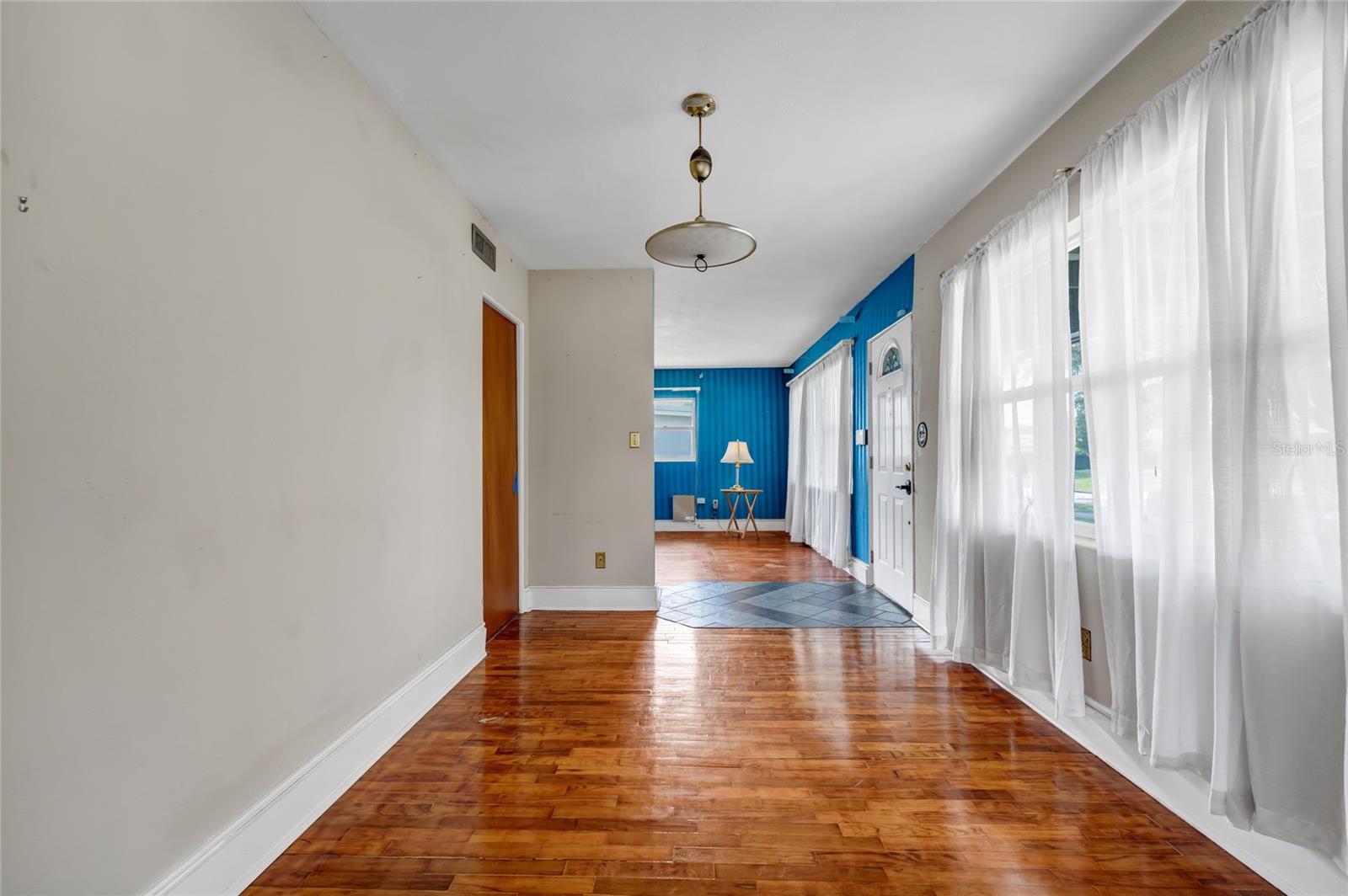 DOVER SHORES SIXTH ADD - Residential