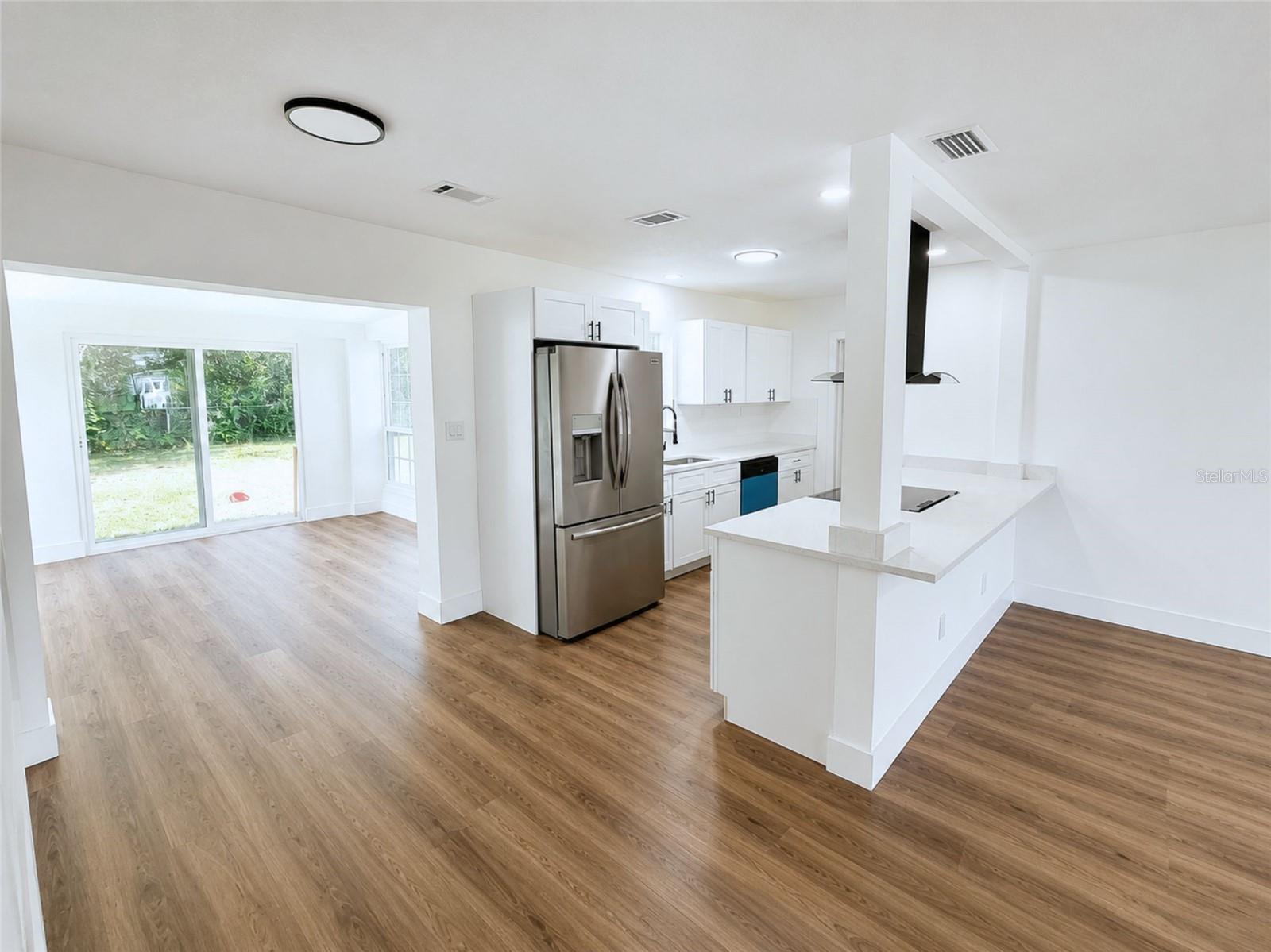 LAKE MARIE ESTATES REP - Residential