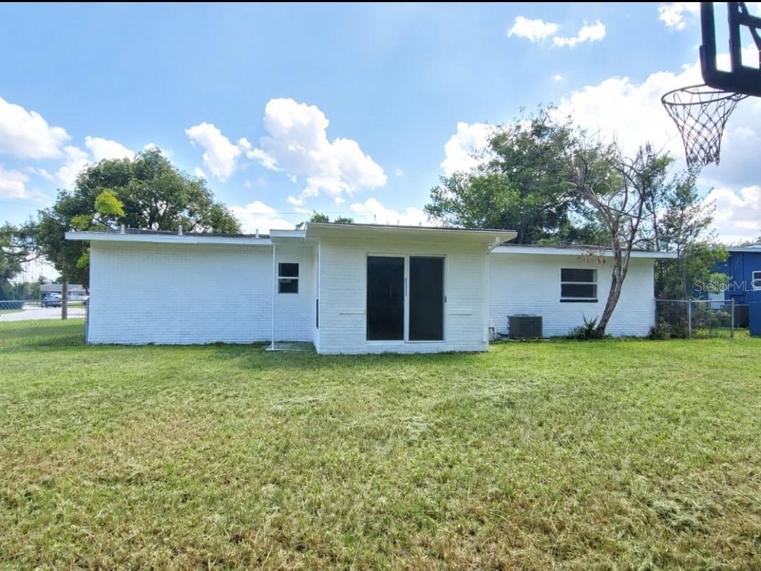 LAKE MARIE ESTATES REP - Residential