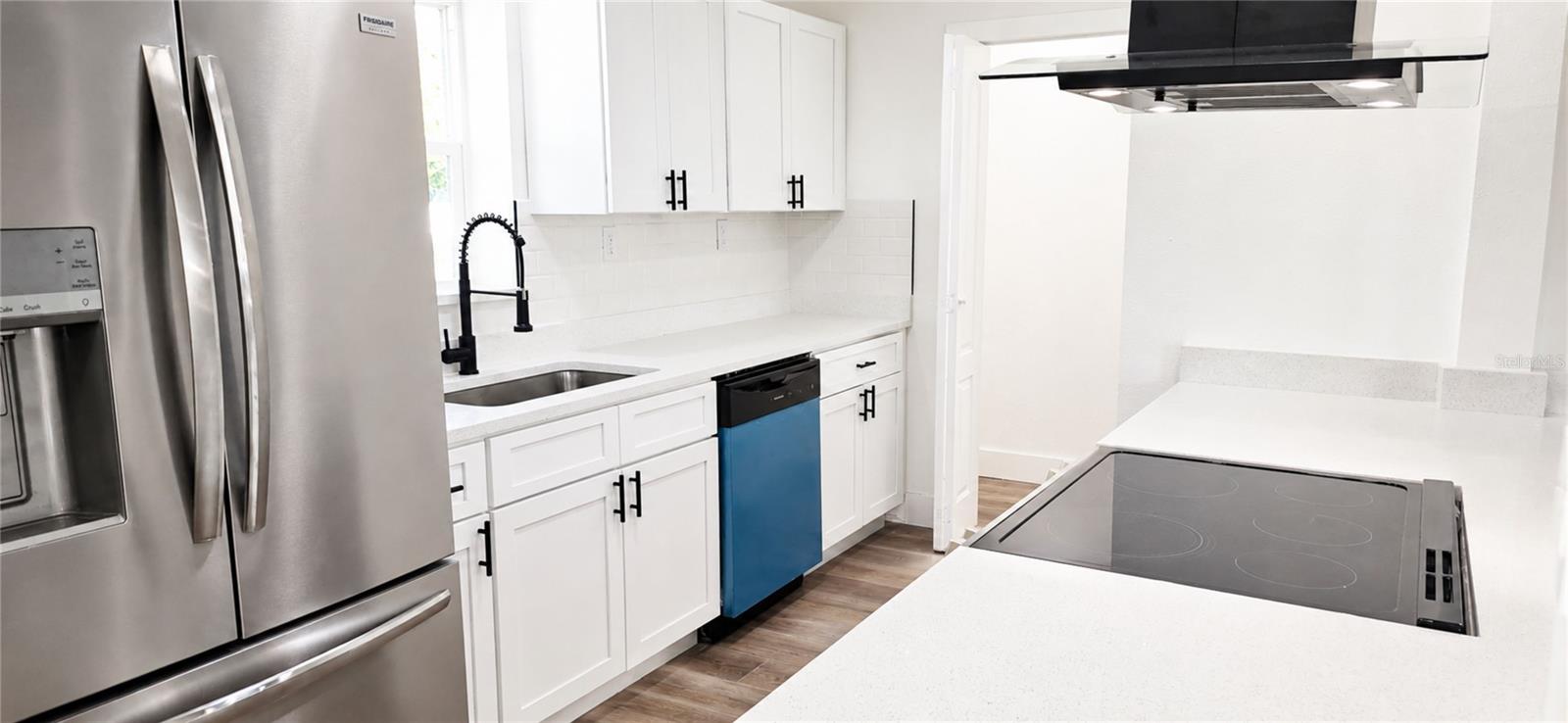 LAKE MARIE ESTATES REP - Residential