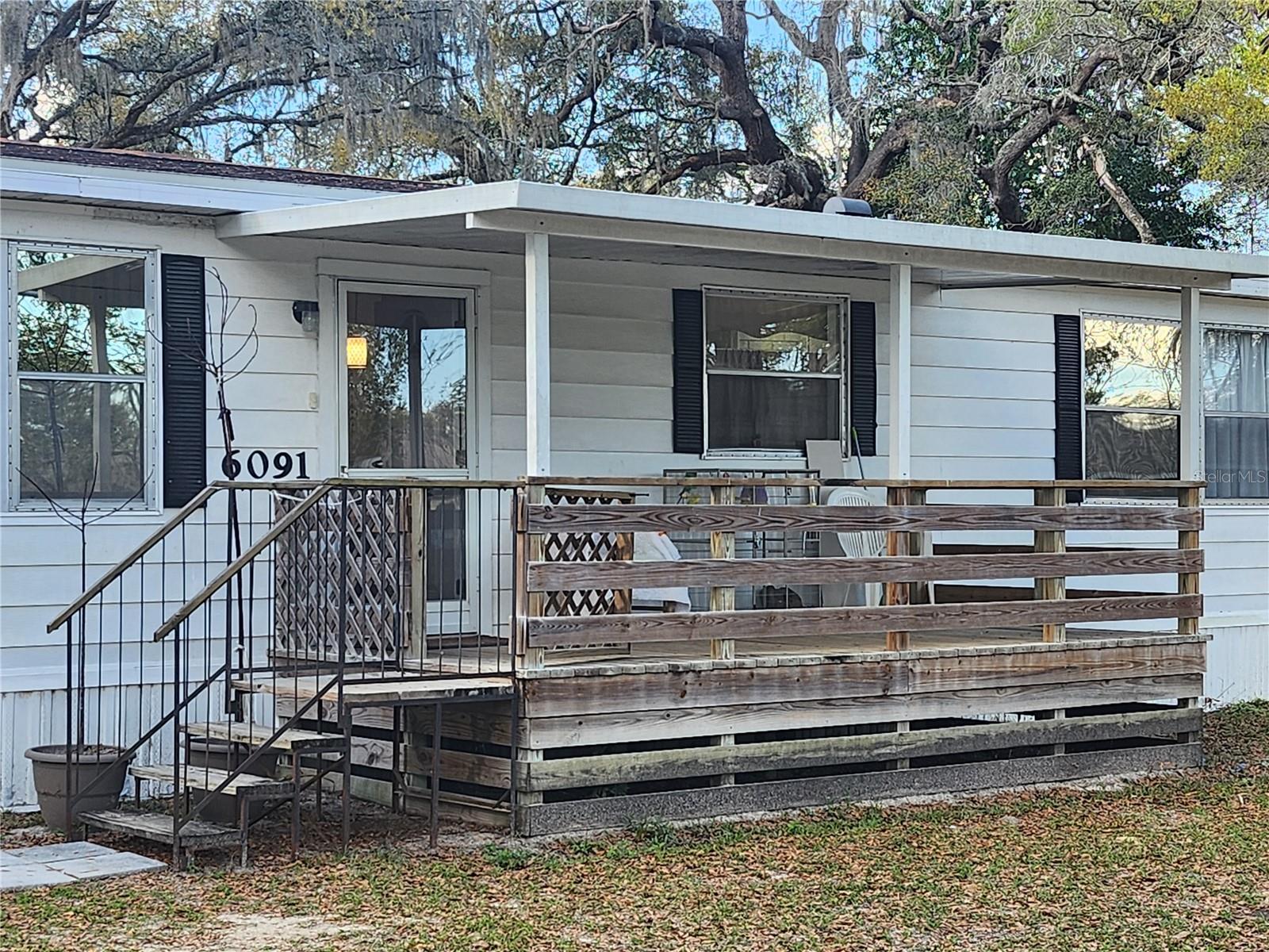 TWENTY-FOUR/THE TOWN/BELLEVIEW - Residential