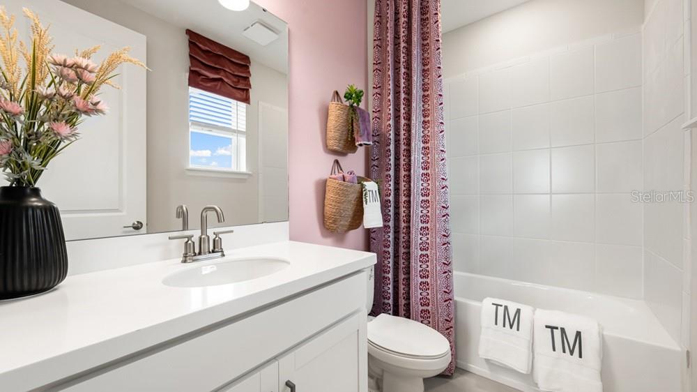 HILLCREST - Residential