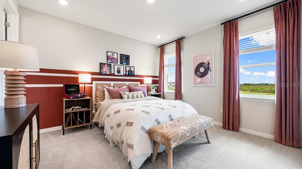 HILLCREST - Residential