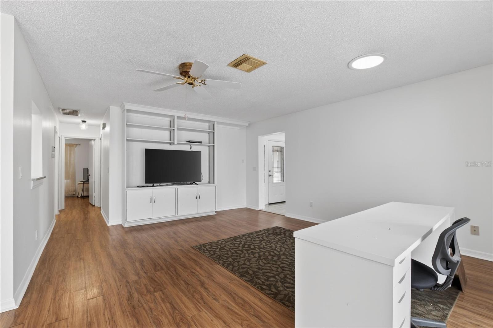 GLOUCESTER L CONDOMINIUM - Residential
