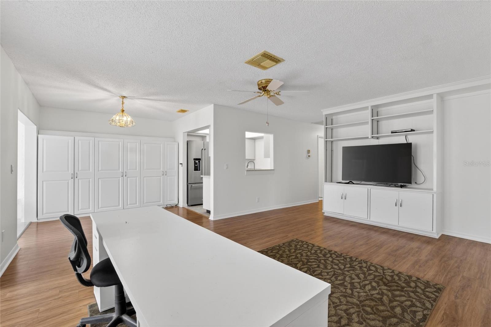 GLOUCESTER L CONDOMINIUM - Residential