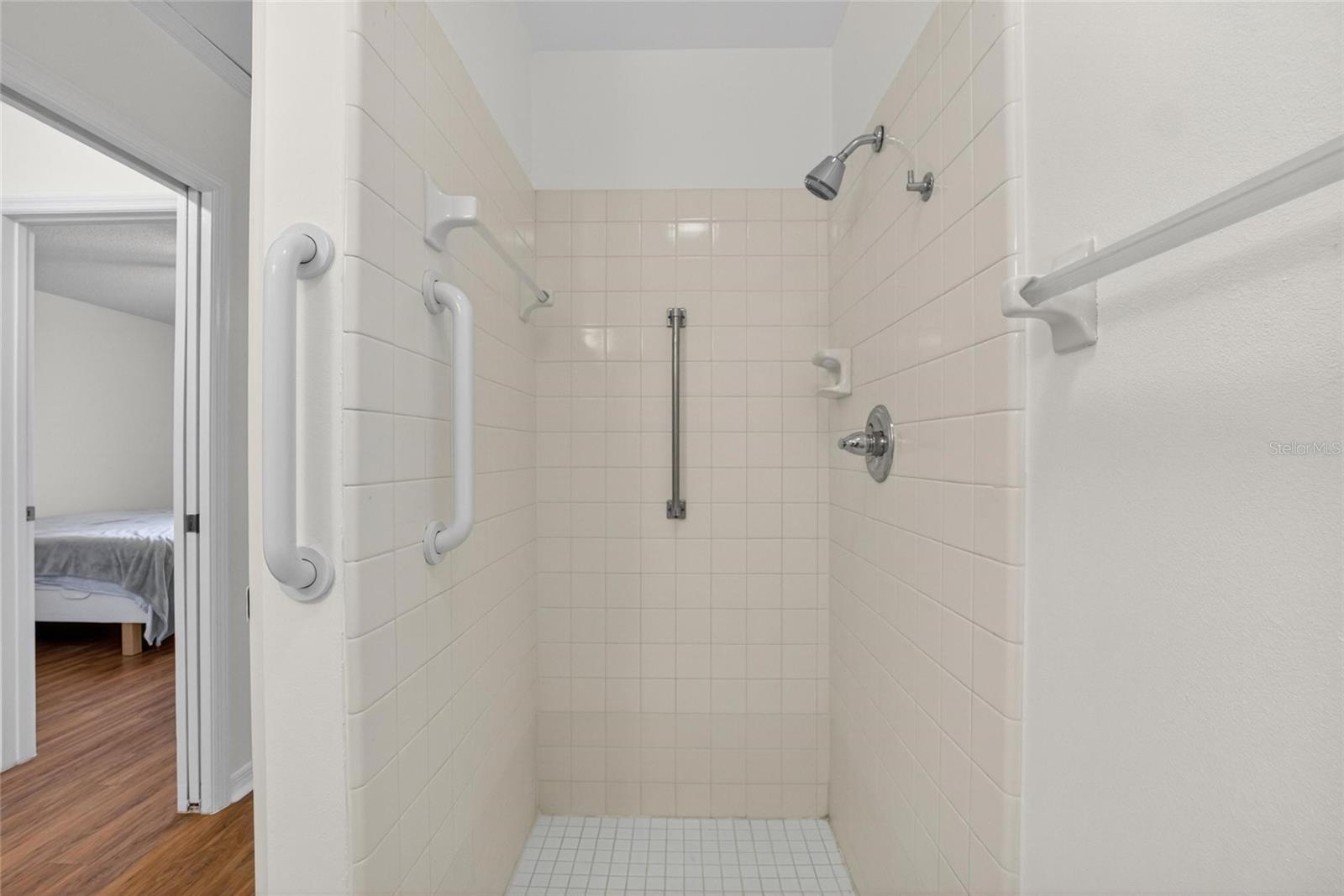 GLOUCESTER L CONDOMINIUM - Residential