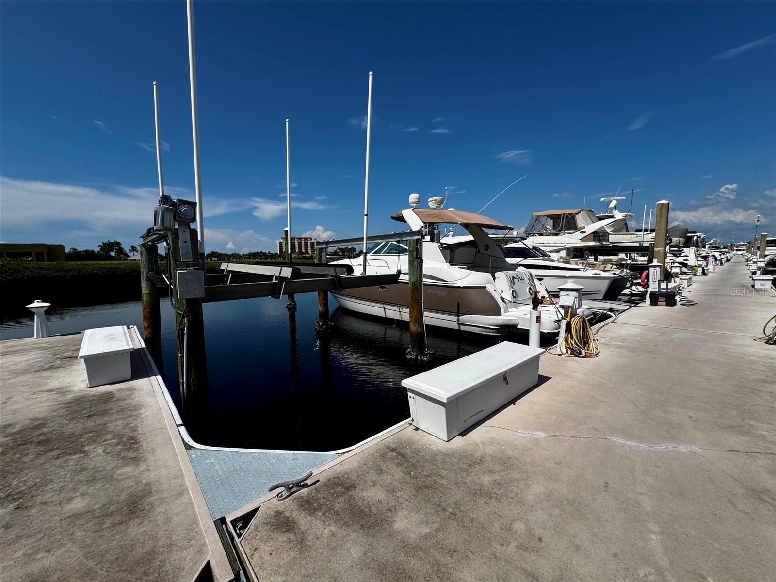 RIVIERA DUNES MARINA PH 3 - Residential