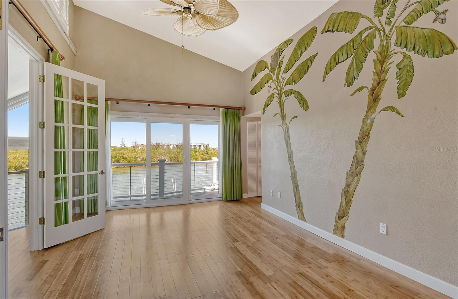 SIESTA COVE SUB - Residential