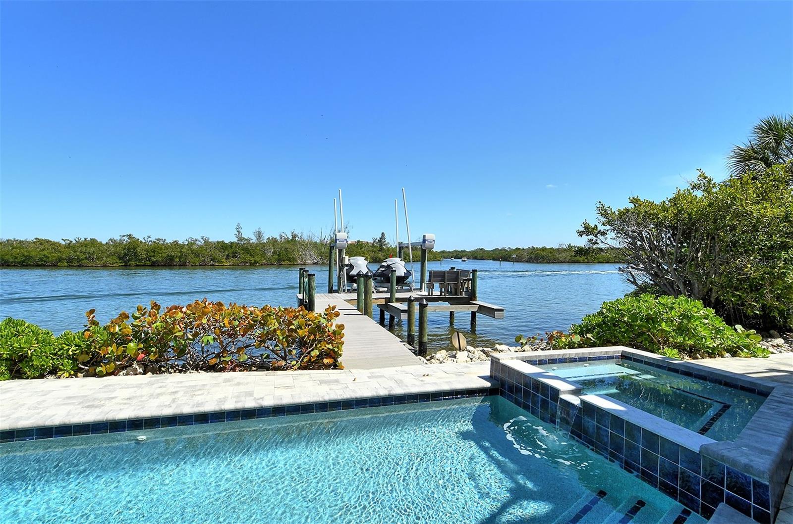SIESTA COVE SUB - Residential