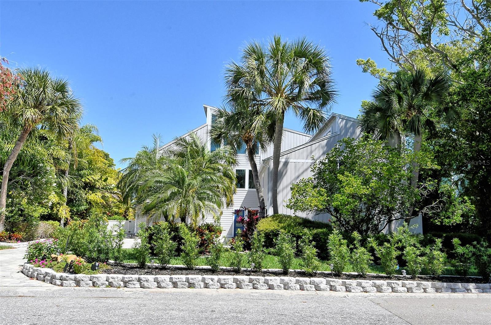 SIESTA COVE SUB - Residential