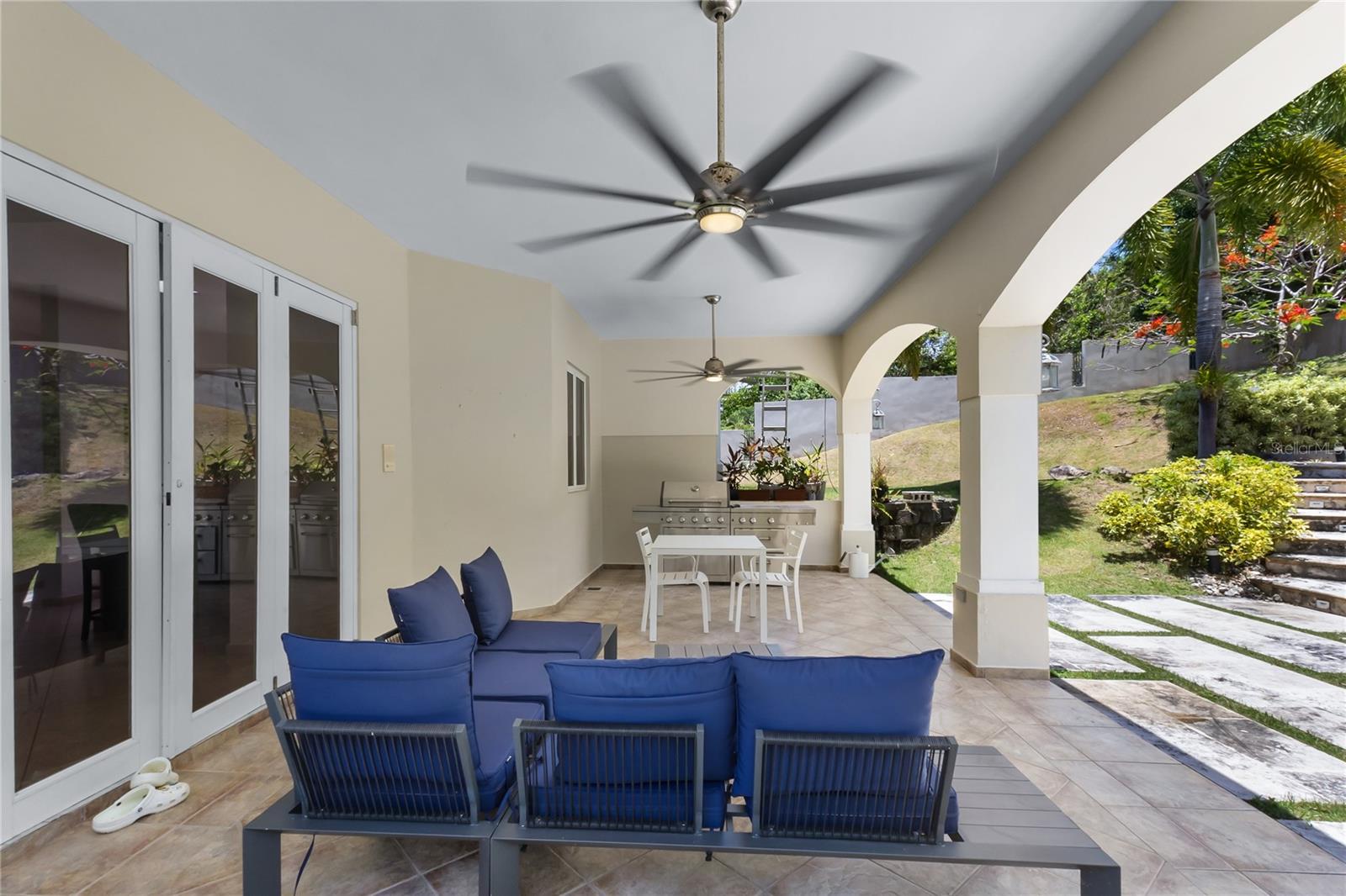 HARBOUR LIGHTS ESTATES - Residential