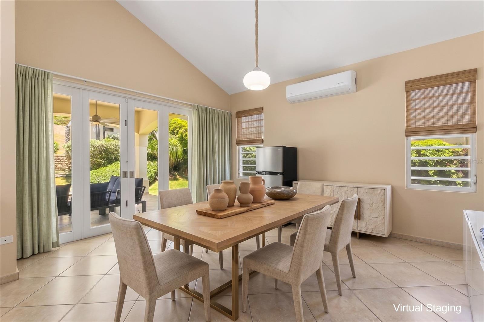 HARBOUR LIGHTS ESTATES - Residential
