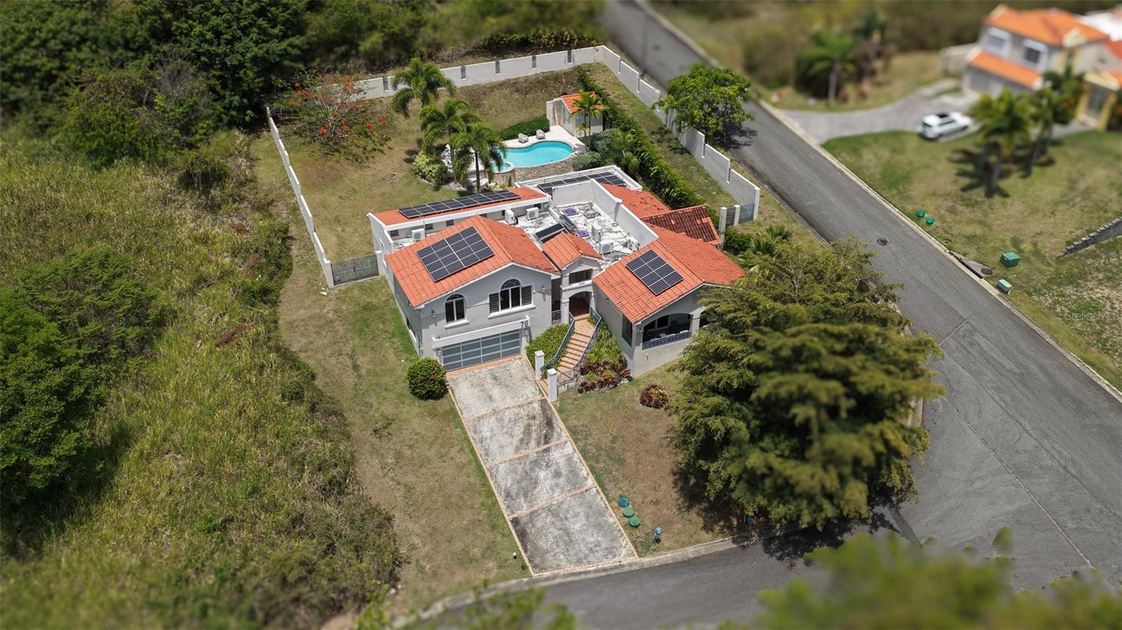 HARBOUR LIGHTS ESTATES - Residential