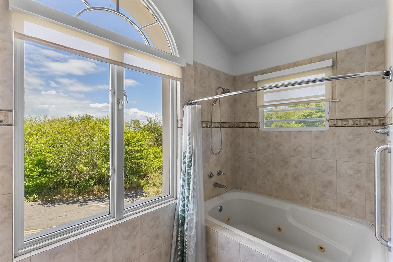HARBOUR LIGHTS ESTATES - Residential