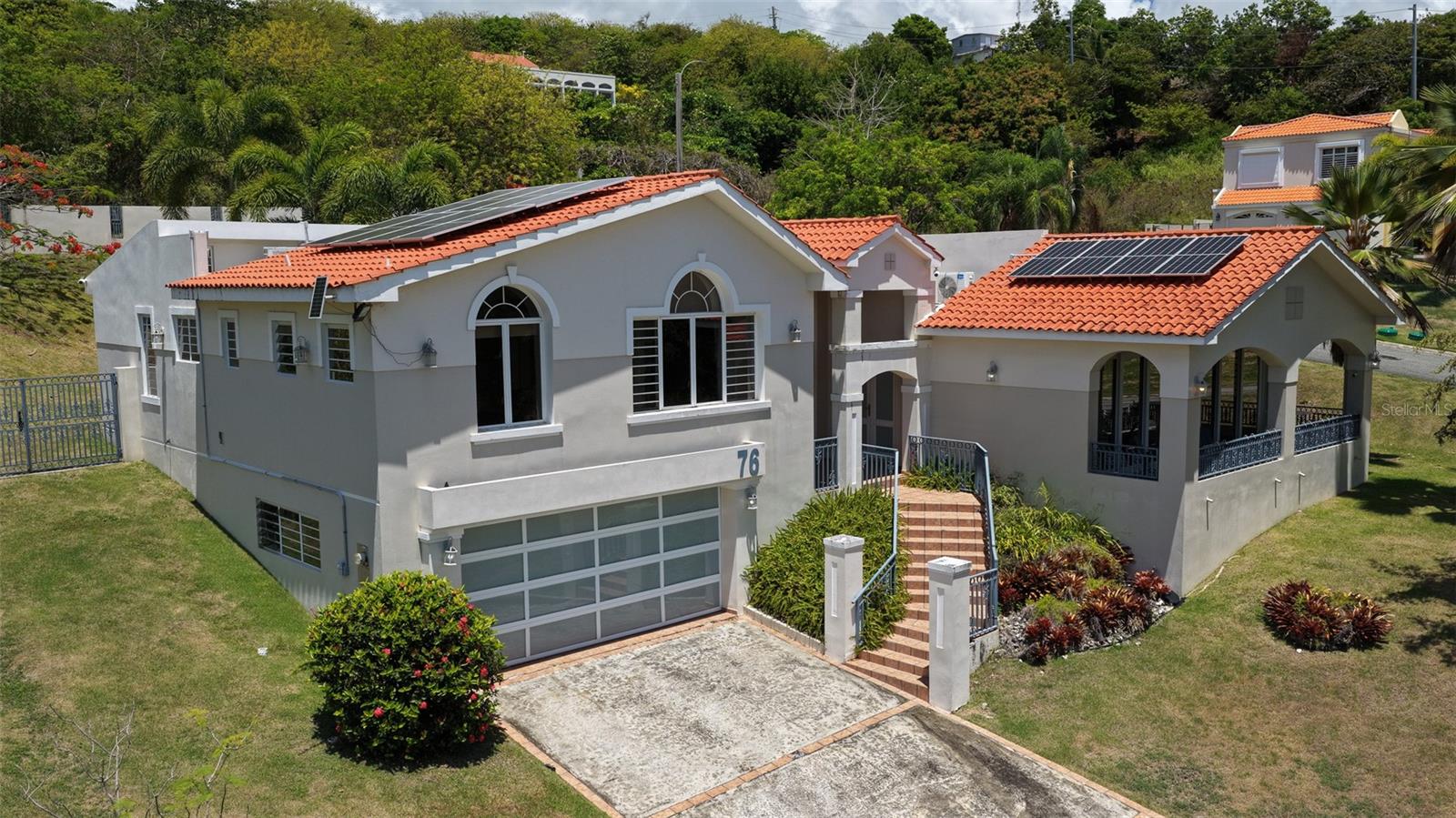 HARBOUR LIGHTS ESTATES - Residential