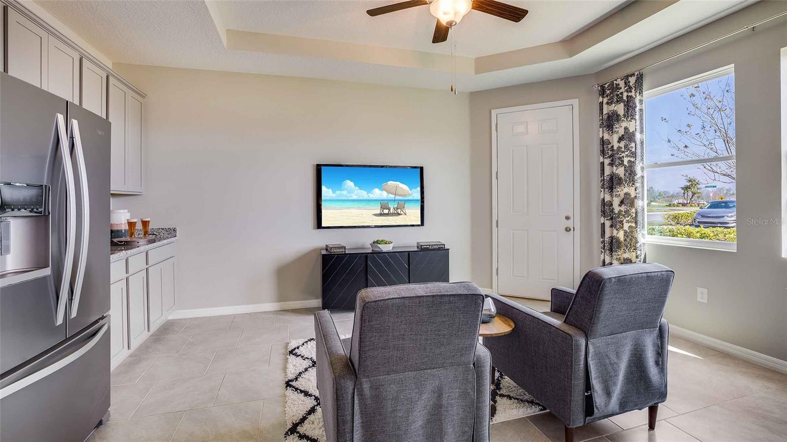 BELLA LAGO - Residential