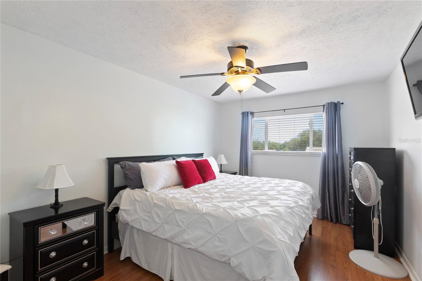 BRAEMOOR GROVE - Residential Lease