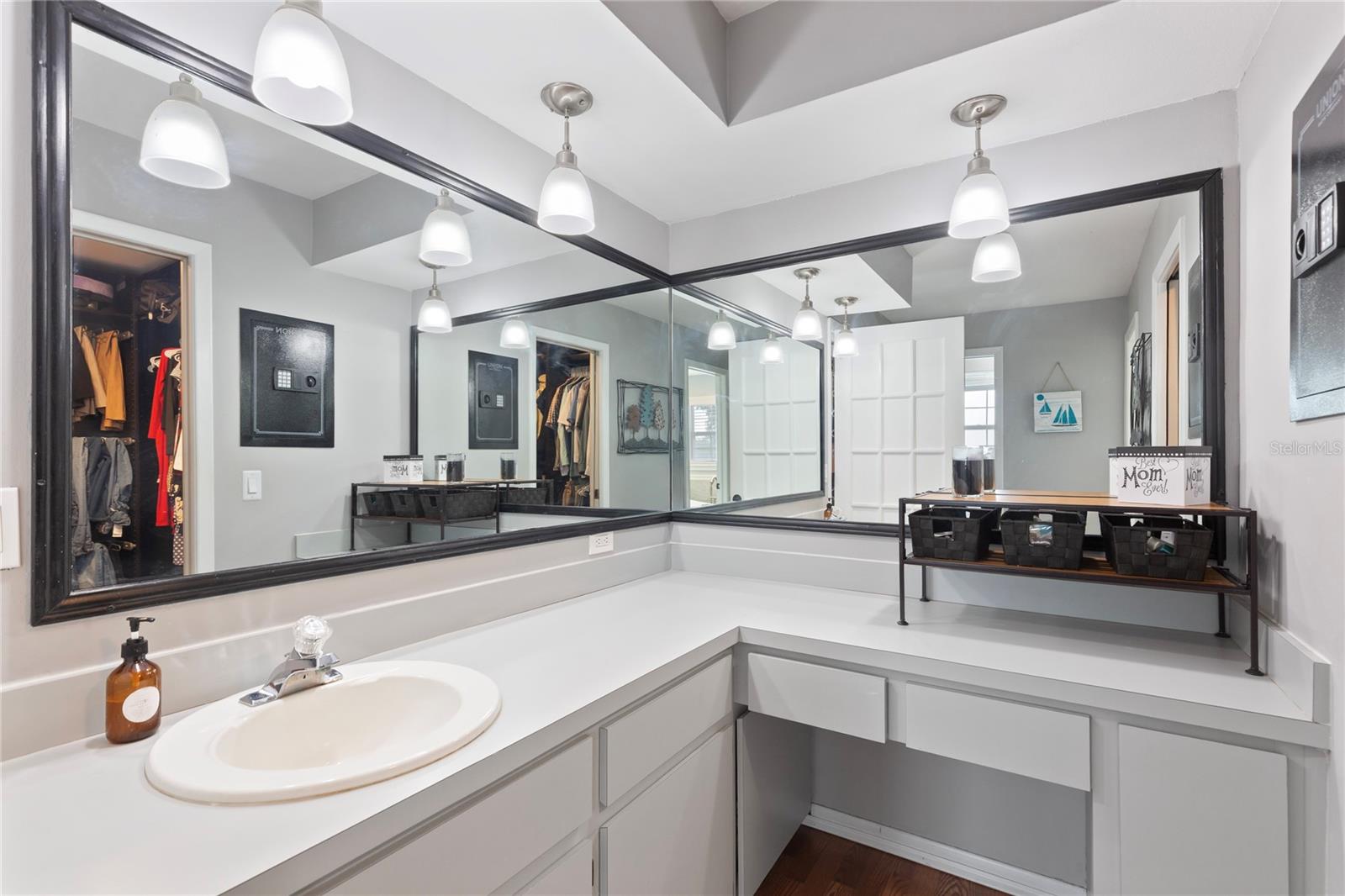 BRAEMOOR GROVE - Residential Lease
