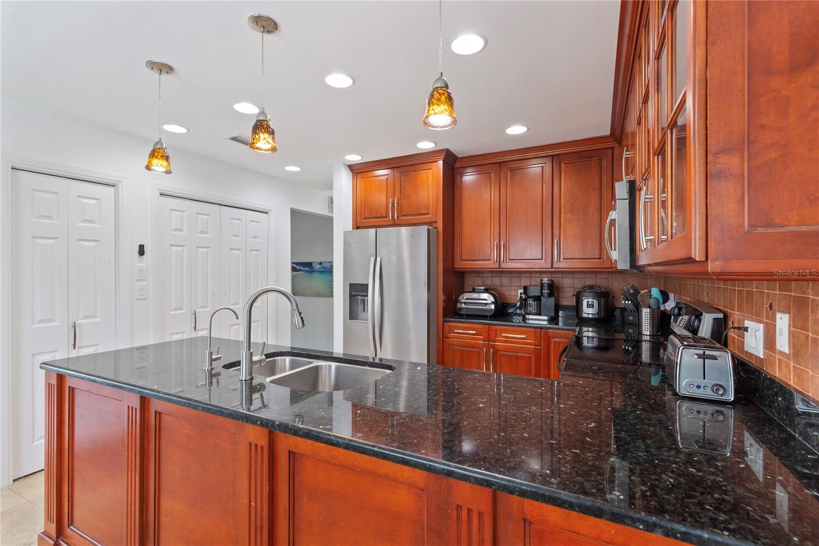 BRAEMOOR GROVE - Residential Lease