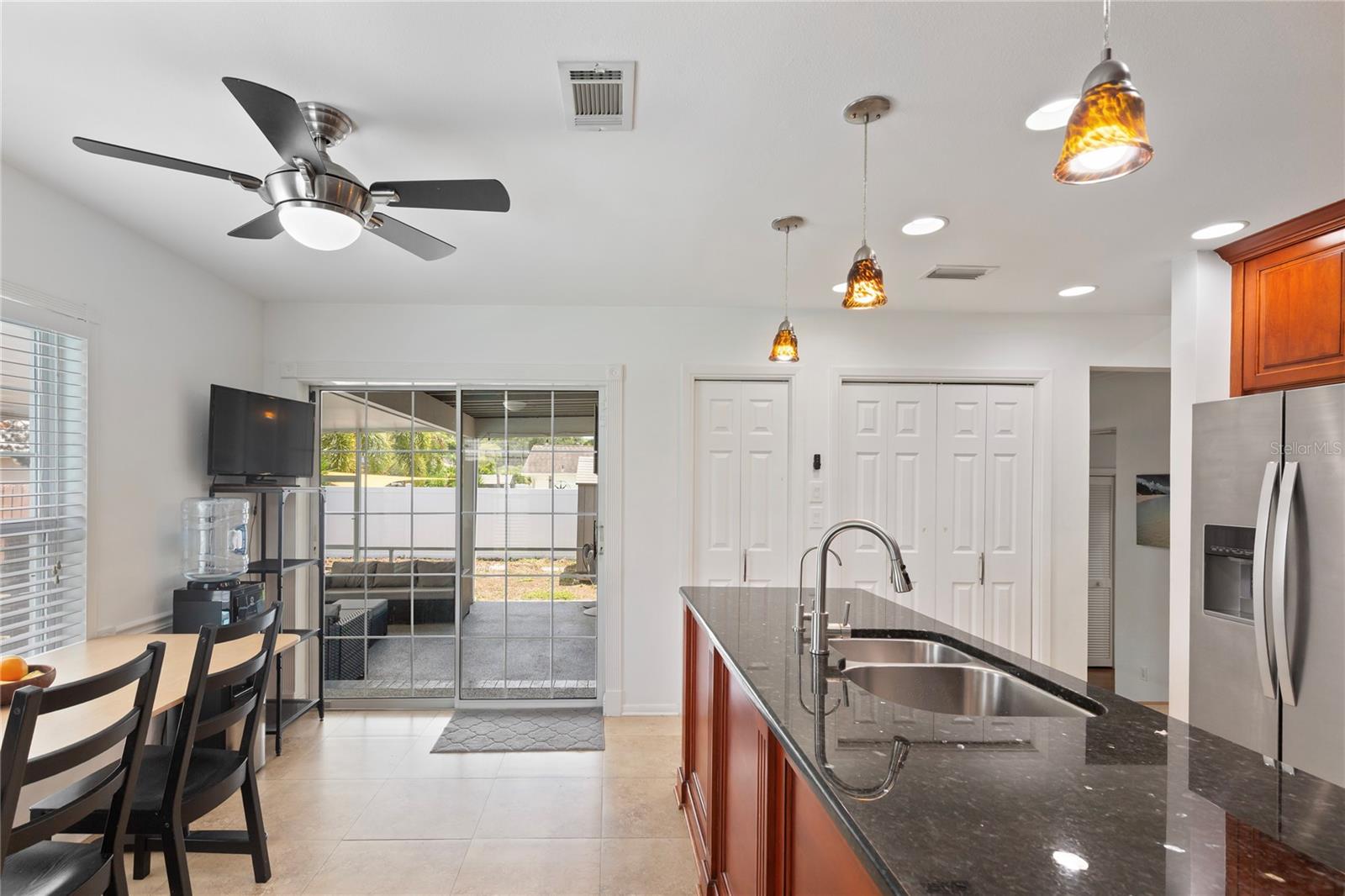 BRAEMOOR GROVE - Residential Lease