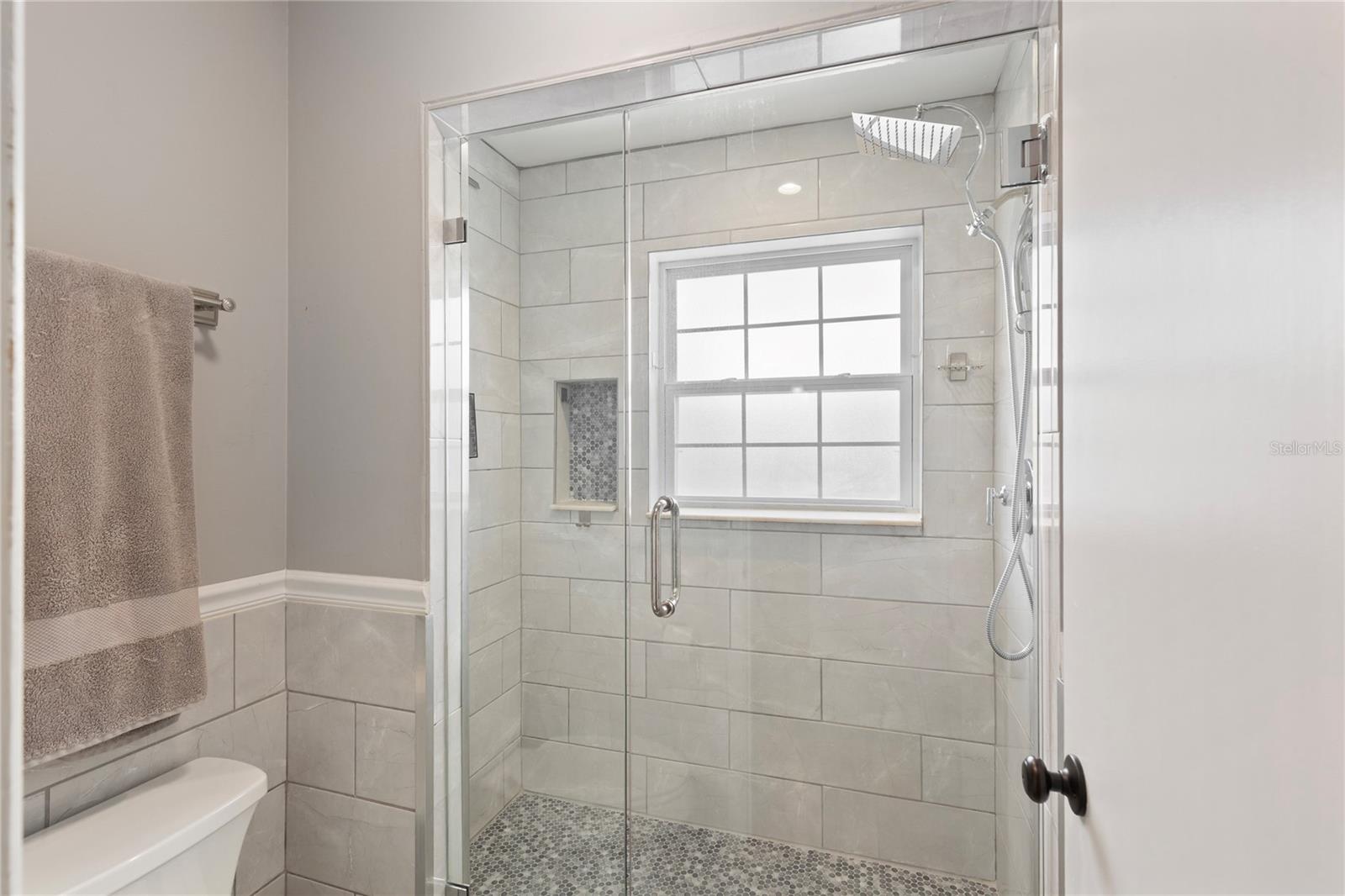 BRAEMOOR GROVE - Residential Lease