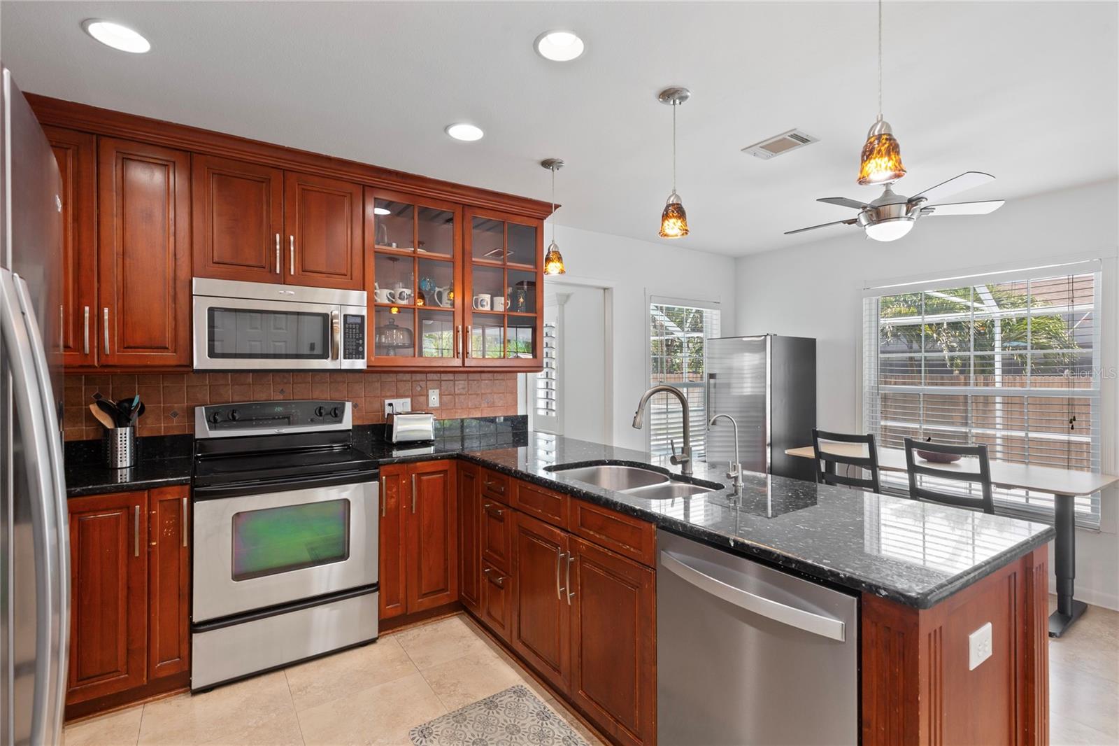 BRAEMOOR GROVE - Residential Lease