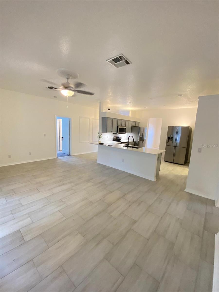 CLERMONT SOMERSET ESTATES - Residential Lease
