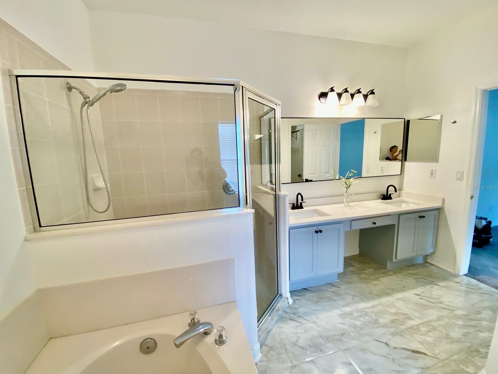 CLERMONT SOMERSET ESTATES - Residential Lease