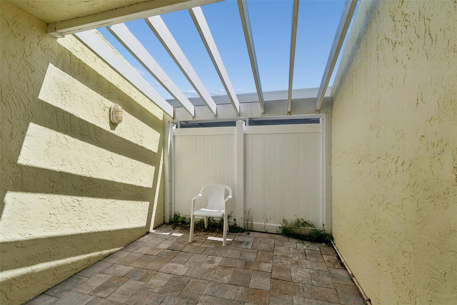 WINDRUSH COVE PH 1 CONDO - Residential