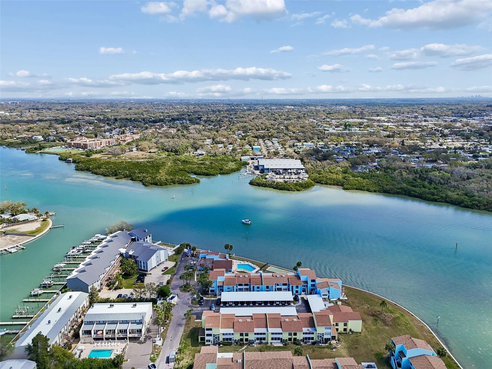 WINDRUSH COVE PH 1 CONDO - Residential
