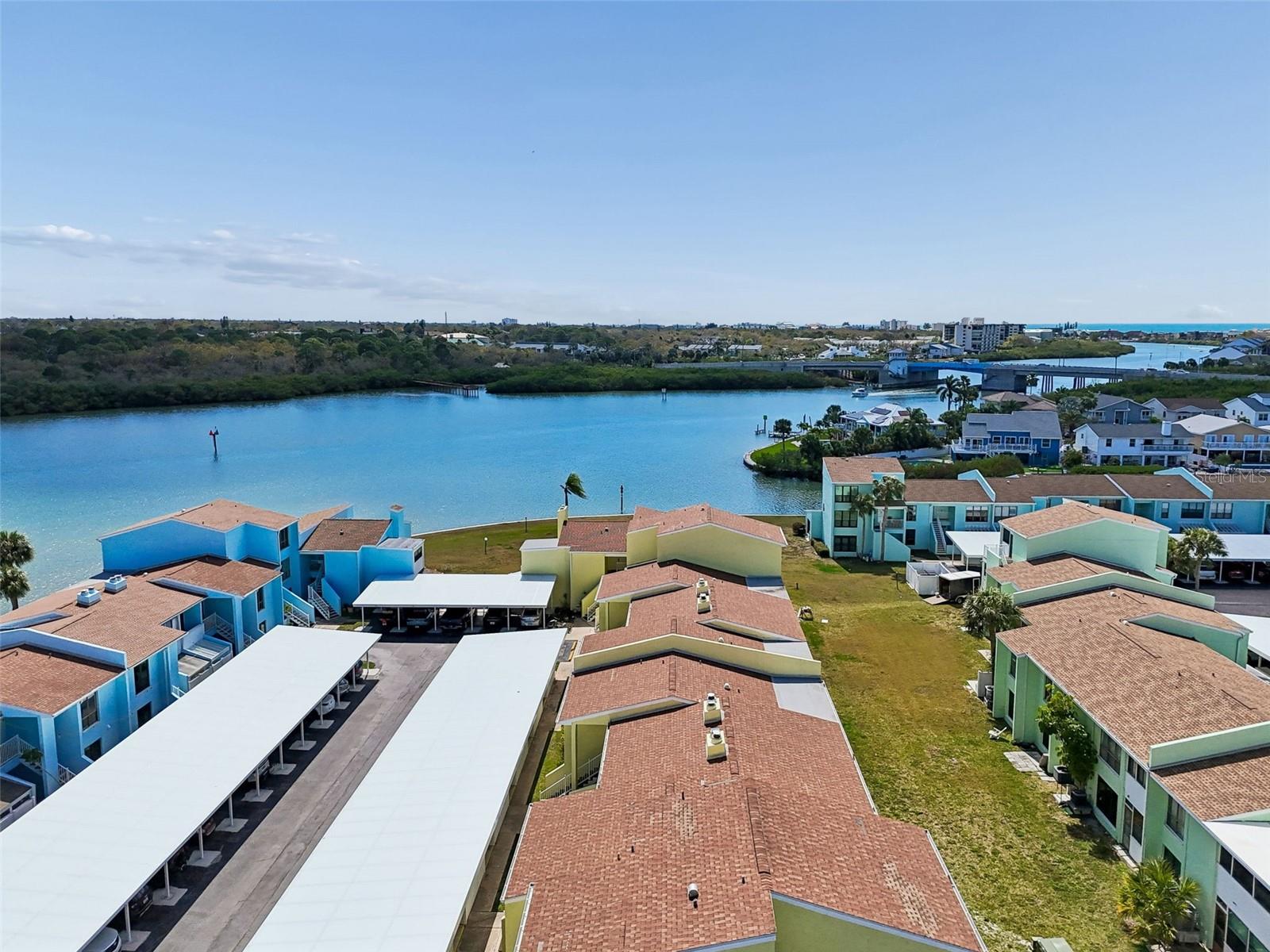 WINDRUSH COVE PH 1 CONDO - Residential