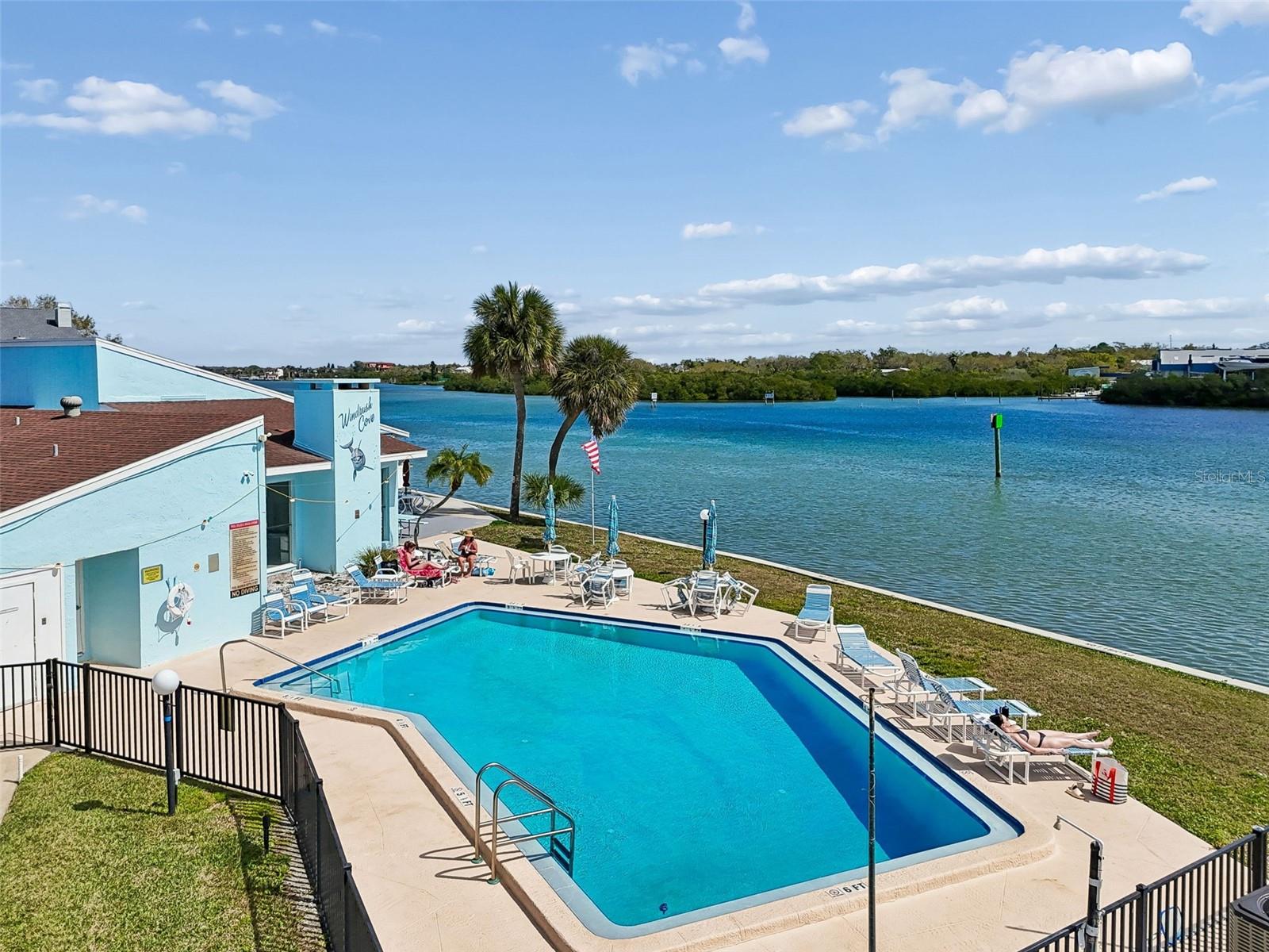 WINDRUSH COVE PH 1 CONDO - Residential