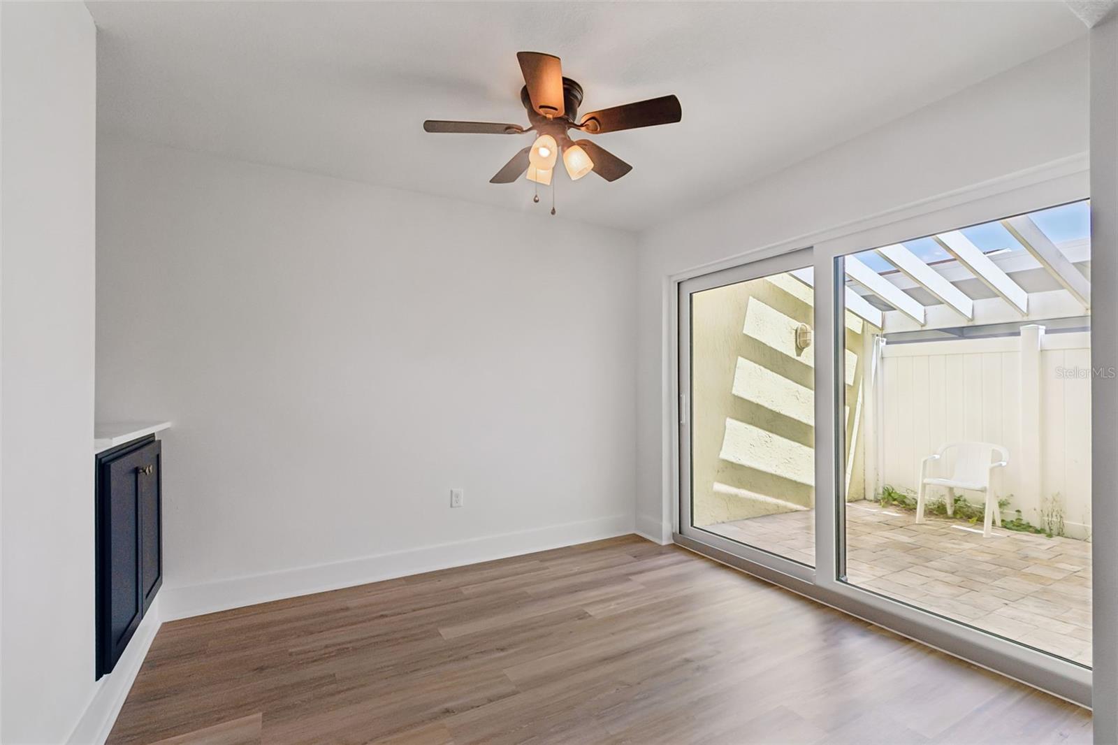 WINDRUSH COVE PH 1 CONDO - Residential