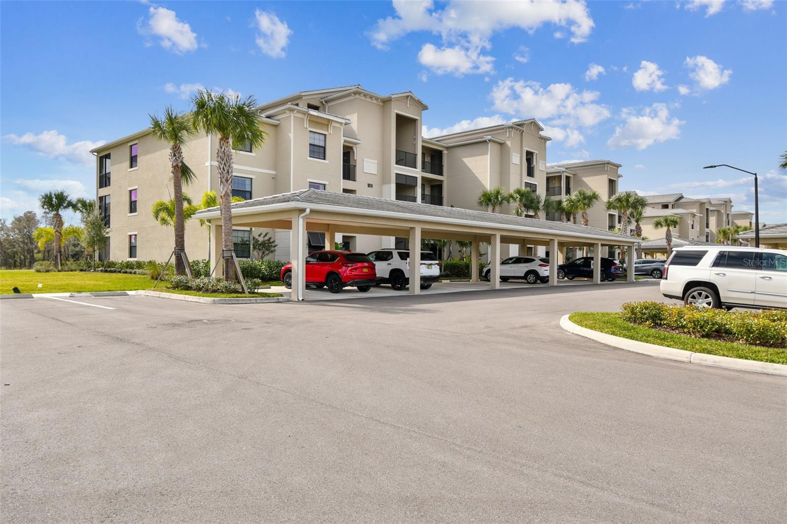 LAKEWOOD NATIONAL - Residential
