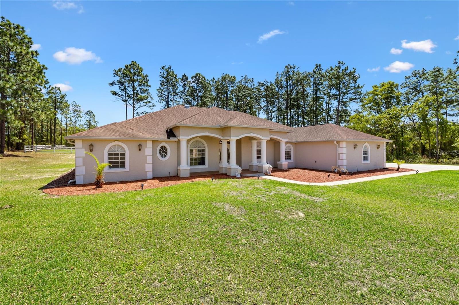 PINE RIDGE UNIT 02 - Residential