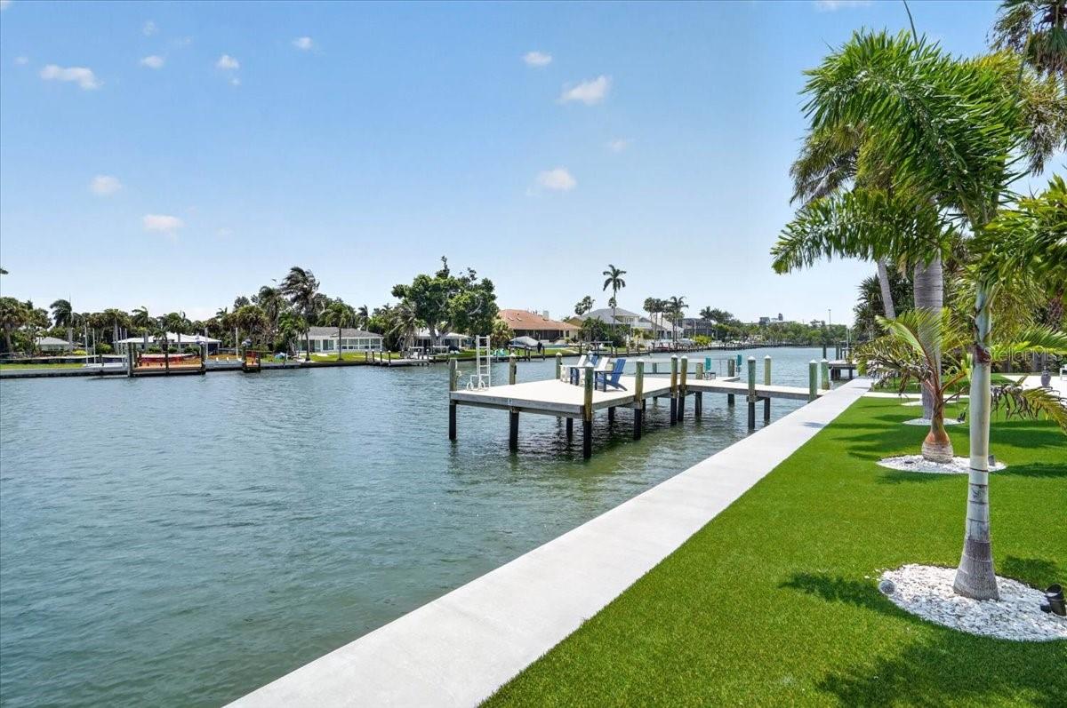 JOHN RINGLING ESTATES INC LIDO BC - Residential