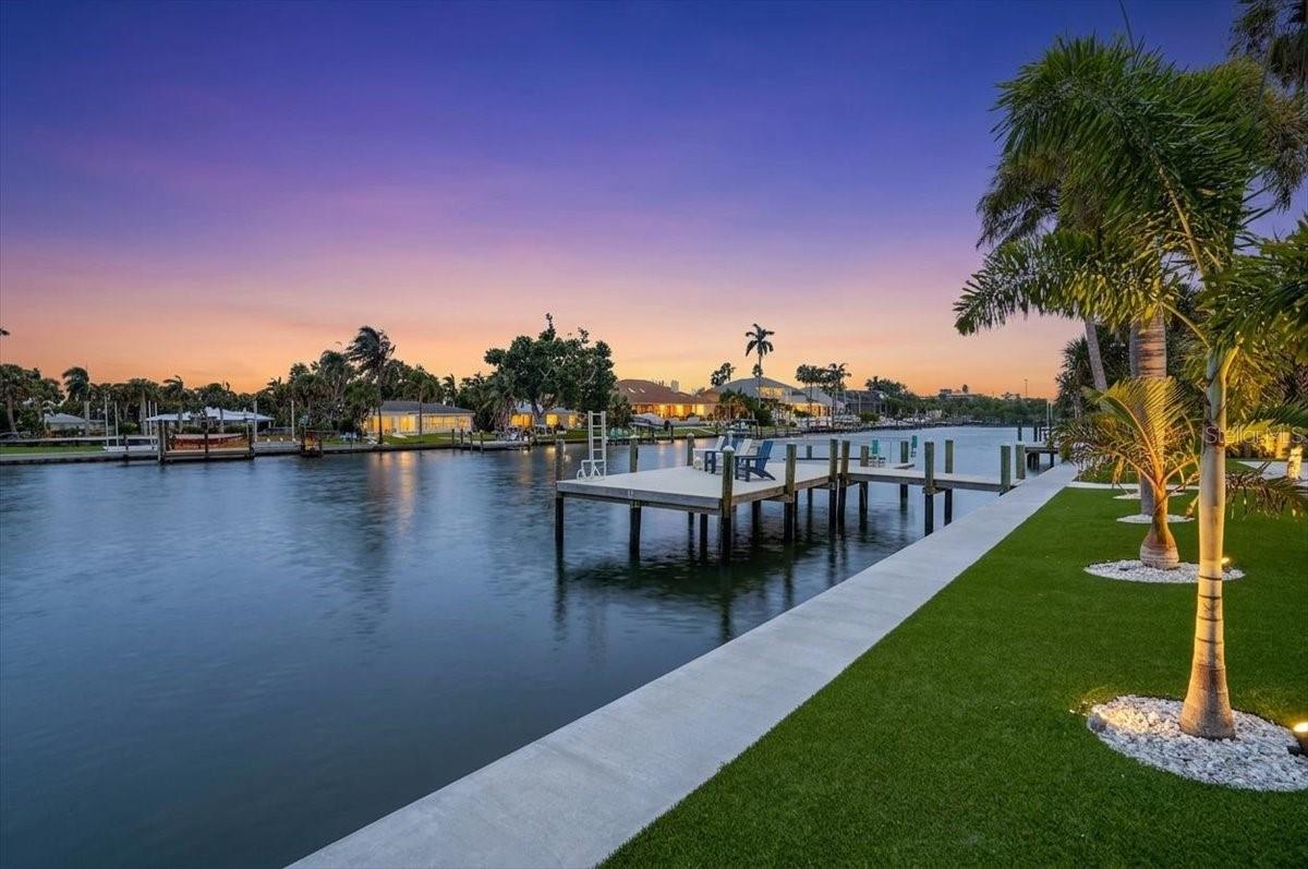 JOHN RINGLING ESTATES INC LIDO BC - Residential
