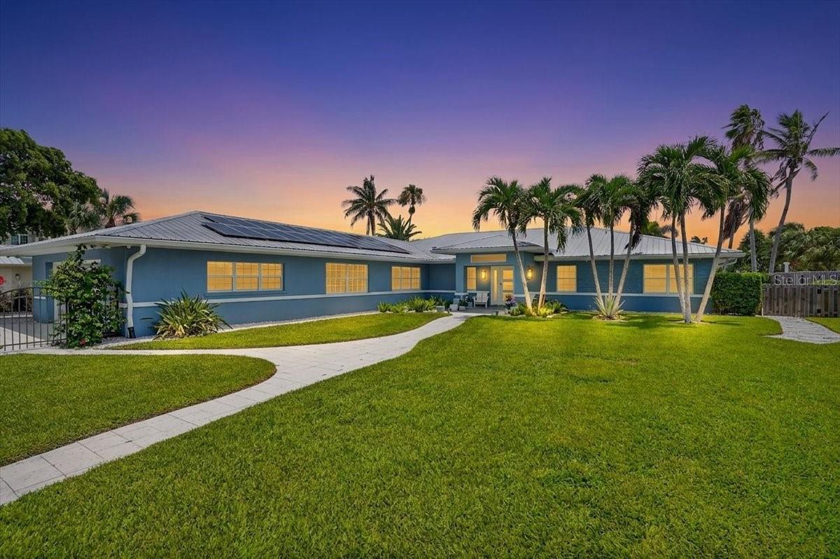 JOHN RINGLING ESTATES INC LIDO BC - Residential
