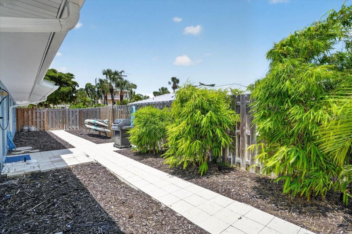 JOHN RINGLING ESTATES INC LIDO BC - Residential