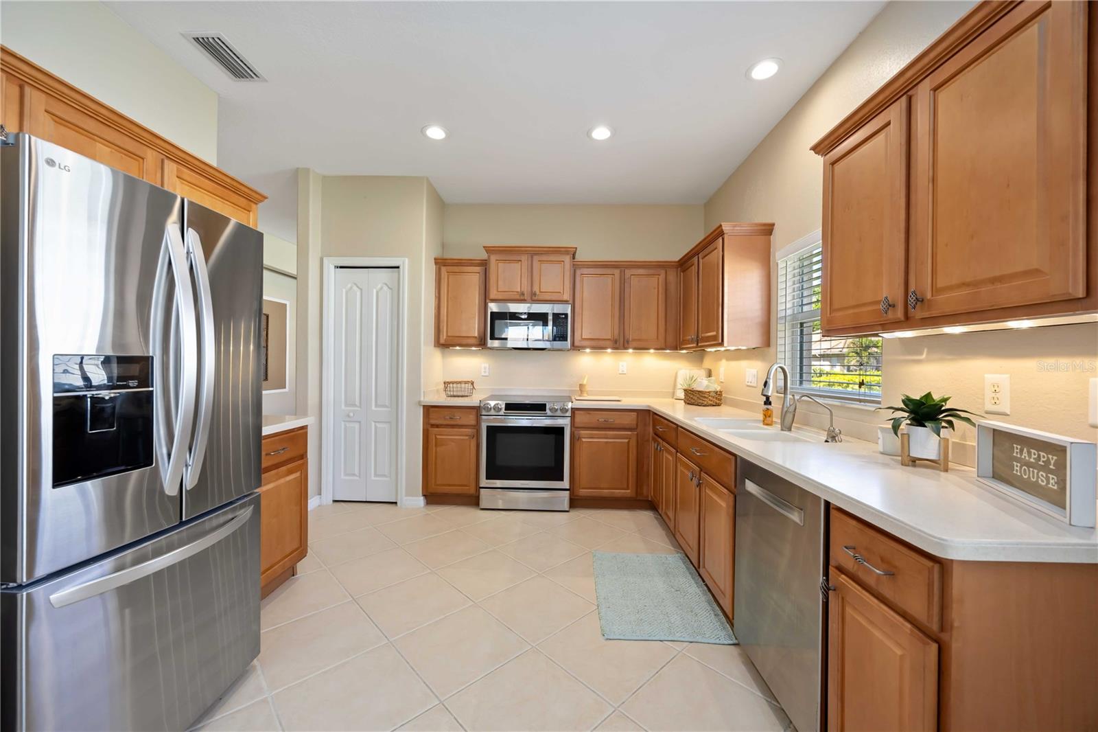 STONEYBROOK AT HERITAGE HARBOUR D-1 - Residential