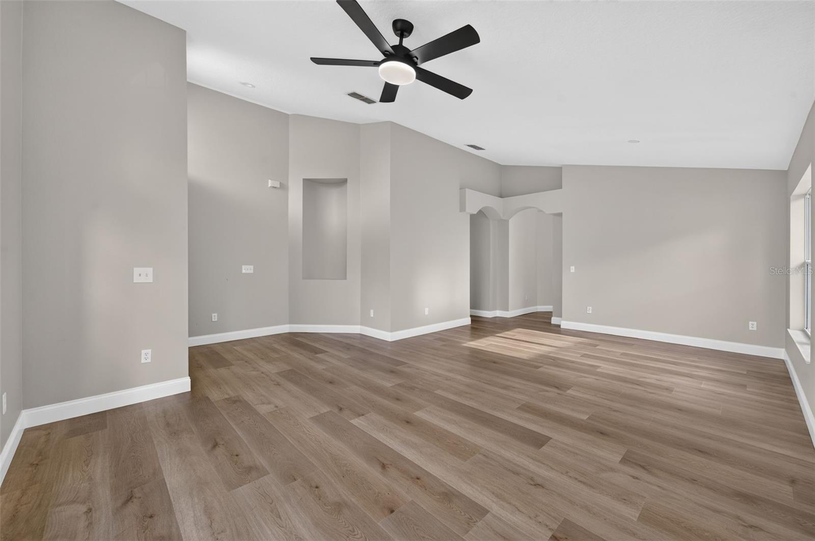 AVALON LAKES PH 03 VILLAGE D - Residential